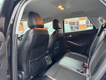 Vauxhall Grandland X 1.5 Turbo D Sport Nav Auto Euro 6 (s/s) 5dr