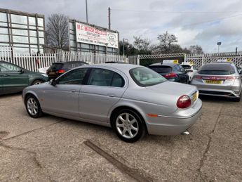 Jaguar S-Type 2.7D V6 SE 4dr