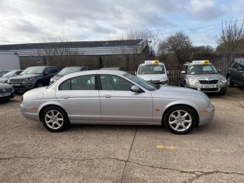 Jaguar S-Type 2.7D V6 SE 4dr