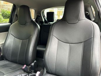 Toyota iQ 1.0 VVT-i 2 Multidrive Euro 5 3dr