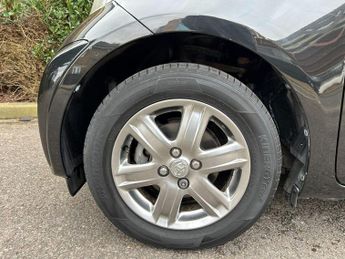 Toyota iQ 1.0 VVT-i 2 Multidrive Euro 5 3dr