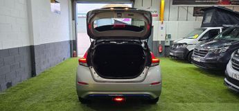 Nissan Leaf 40kWh N-Connecta Auto 5dr