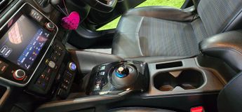 Nissan Leaf 40kWh N-Connecta Auto 5dr