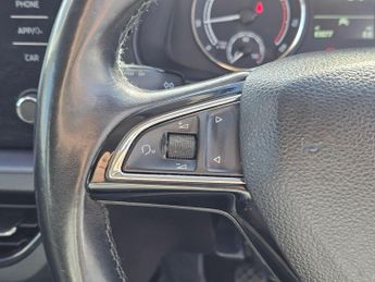 Skoda Scala 1.0 TSI SE Euro 6 (s/s) 5dr