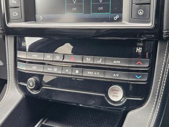 Jaguar F-PACE 2.0 D180 R-Sport Auto AWD Euro 6 (s/s) 5dr