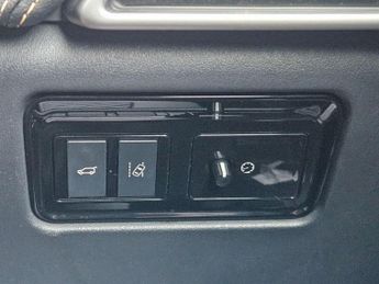 Jaguar F-PACE 2.0 D180 R-Sport Auto AWD Euro 6 (s/s) 5dr