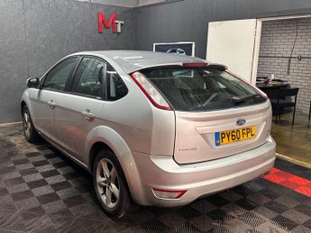Ford Focus 1.6 TDCi DPF Zetec 5dr
