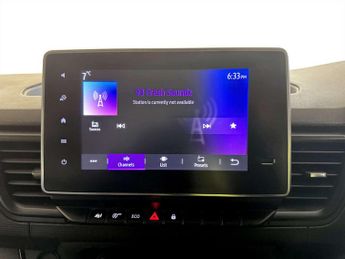 Renault Trafic 2.0 dCi Blue LL30 Business+ Panel Van 5dr Diesel Manual L2 H1 Eu