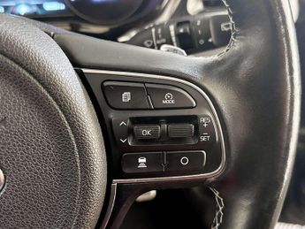 Kia Niro 64kWh 4+ SUV 5dr Electric Auto (201 bhp)