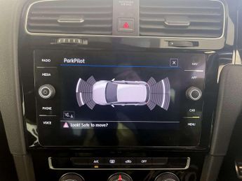 Volkswagen Golf 2.0 TDI BlueMotion Tech R-Line Hatchback 5dr Diesel Manual Euro 