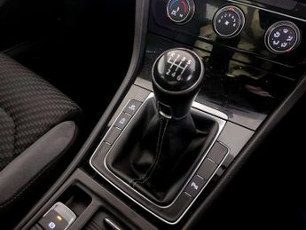 Volkswagen Golf 2.0 TDI BlueMotion Tech R-Line Hatchback 5dr Diesel Manual Euro 