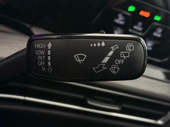 Volkswagen Golf 1.4 TSI 13kWh Style DSG Euro 6 (s/s) 5dr