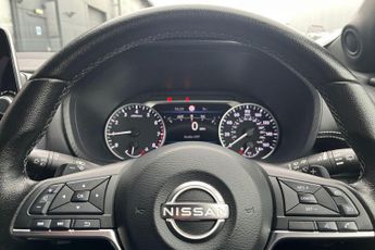 Nissan Juke 1.0 DiG-T 114 N-Connecta 5dr DCT