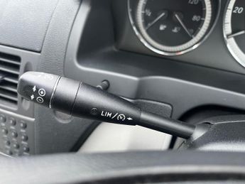 Mercedes-Benz C Class 2.1 C250 CDI BlueEfficiency Elegance Auto Euro 5 4dr