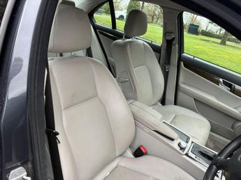 Mercedes-Benz C Class 2.1 C250 CDI BlueEfficiency Elegance Auto Euro 5 4dr