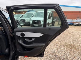 Mercedes-Benz C Class 2.1 C220 BlueTEC AMG Line G-Tronic+ Euro 6 (s/s) 5dr