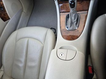 Mercedes-Benz CLK 2.7 CLK270 CDI Elegance 2dr