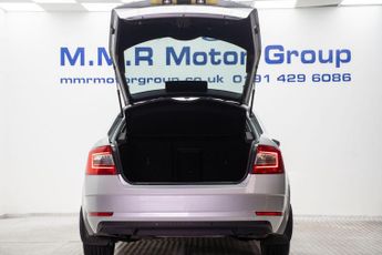 Skoda Octavia Octavia SE L Hatchback 1 Automatic Diesel