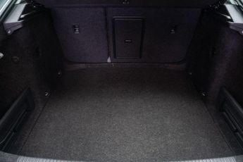 Skoda Octavia Octavia SE L Hatchback 1 Automatic Diesel