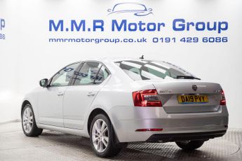 Skoda Octavia Octavia SE L Hatchback 1 Automatic Diesel