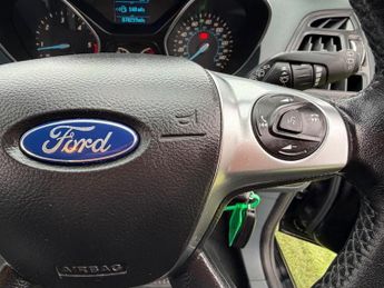 Ford C-Max 1.6 TDCi Zetec MPV 5dr Diesel Manual Euro 5 (115 ps)