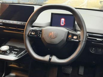 MG MG4 64kWh Trophy Long Range Auto 5dr