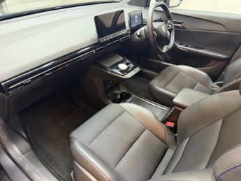 MG MG4 64kWh Trophy Long Range Auto 5dr