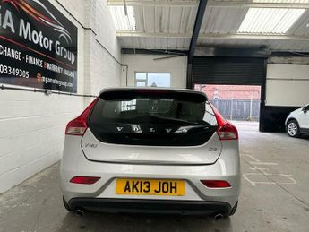 Volvo V40 2.0 D3 SE Lux Nav Geartronic Euro 5 (s/s) 5dr
