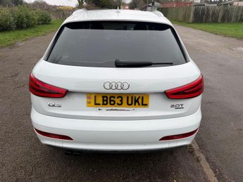 Audi Q3 2.0 TFSI SE S Tronic quattro Euro 5 (s/s) 5dr
