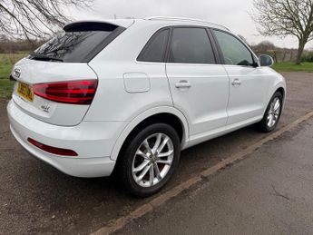Audi Q3 2.0 TFSI SE S Tronic quattro Euro 5 (s/s) 5dr