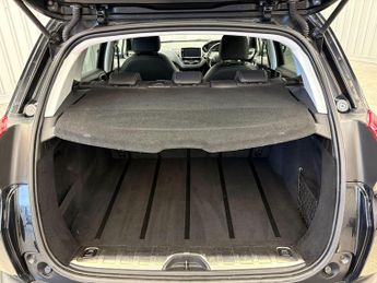 Peugeot 2008 1.6 e-HDi Allure Euro 5 (s/s) 5dr