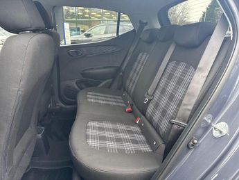 Hyundai I10 1.2 Premium Hatchback 5dr Petrol Auto Euro 6 (s/s) (79 ps)