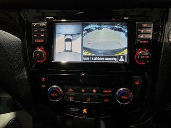 Nissan Qashqai 1.2 DIG-T N-Connecta XTRON 2WD Euro 6 (s/s) 5dr