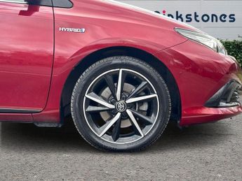 Toyota Auris 1.8 VVT-h Design CVT Euro 6 (s/s) 5dr