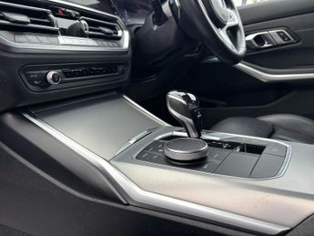 BMW 3 Series 2.0 330e 12kWh M Sport Auto Euro 6 (s/s) 4dr