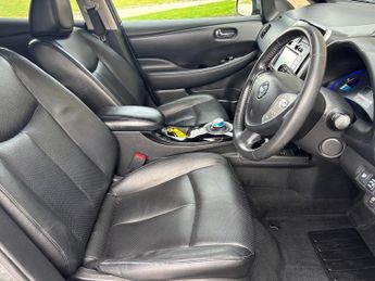 Nissan Leaf 24kWh Tekna Auto 5dr
