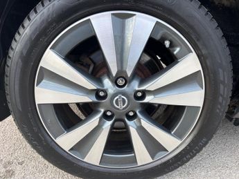 Nissan Leaf 24kWh Tekna Auto 5dr