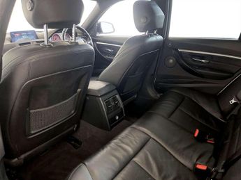 BMW 3 Series 2.0 330e 7.6kWh M Sport Shadow Edition Saloon 4dr Petrol Plug-in