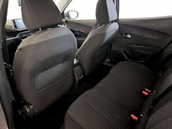 Peugeot E-2008 50kWh Active Premium SUV 5dr Electric Auto (136 ps)