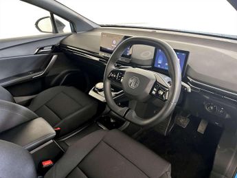 MG MG4 64kWh SE Long Range Hatchback 5dr Electric Auto (203 ps)