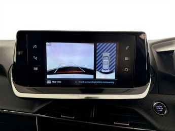 Peugeot E-2008 50kWh Allure Premium SUV 5dr Electric Auto (136 ps)