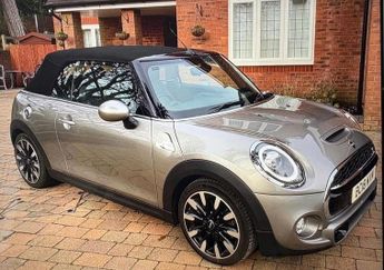 MINI Convertible 2.0 Cooper S Euro 6 (s/s) 2dr