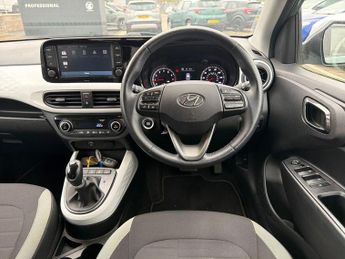 Hyundai I10 1.0 Premium 5dr Automatic