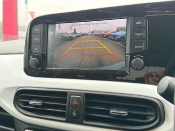 Hyundai I10 1.0 Premium 5dr Automatic