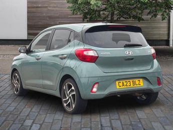 Hyundai i10 1.0 Premium Hatchback 5dr Petrol Auto Euro 6 (s/s) (67 ps)