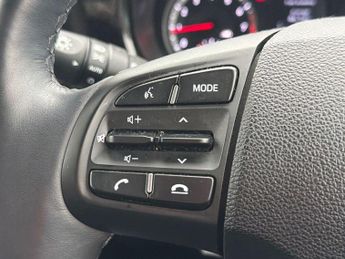 Hyundai i10 1.0 Premium Hatchback 5dr Petrol Auto Euro 6 (s/s) (67 ps)