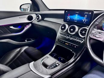 Mercedes-Benz GLC 2.0 GLC220d AMG Line (Premium) SUV 5dr Diesel G-Tronic+ 4MATIC E