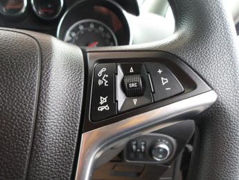 Vauxhall Zafira Tourer 2.0 CDTi Exclusiv Auto Euro 5 5dr