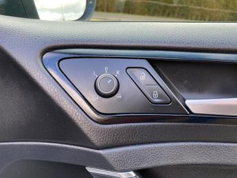 Volkswagen Golf 2.0 TDI BlueMotion Tech GTD DSG Euro 6 (s/s) 5dr