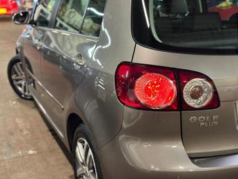 Volkswagen Golf Plus 2.0 TDI SE DSG Euro 5 5dr